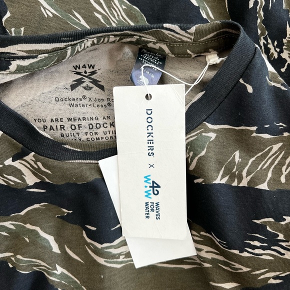 Dockers - T Shirt Bundle - Picture 4 of 7